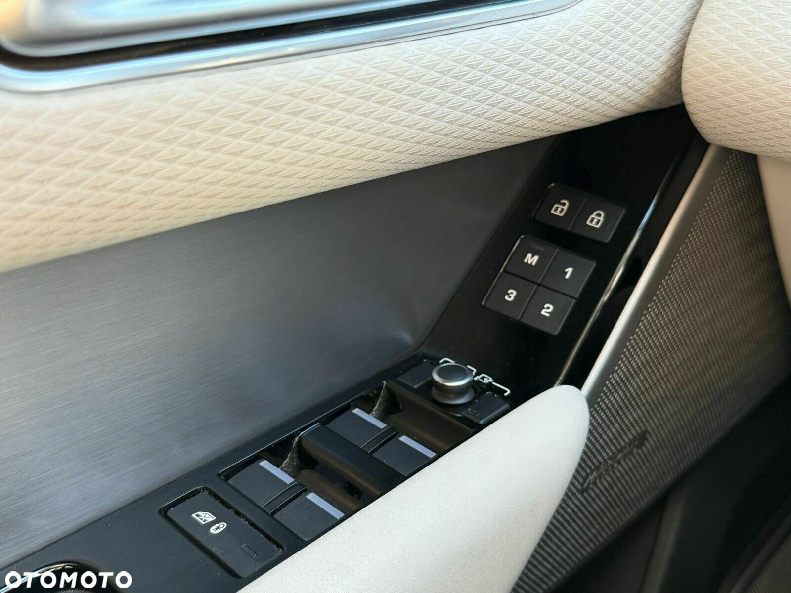 Land Rover Range Rover Velar - 24