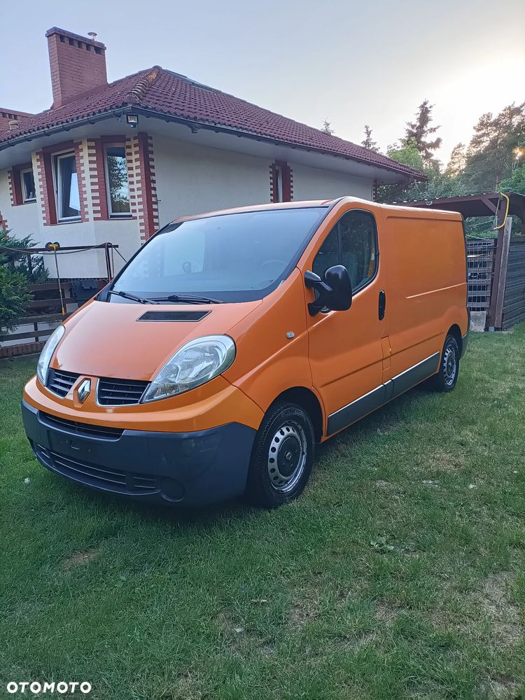 Renault Trafic - 1