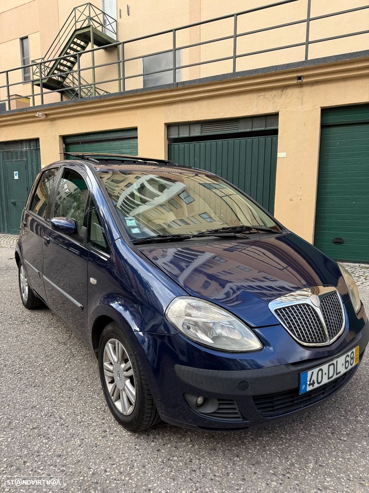 Lancia Musa 1.3 16V M-jet Argento - 1