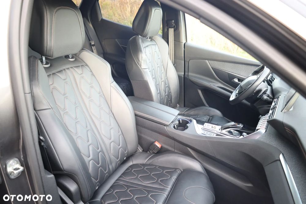 Peugeot 3008 - 16