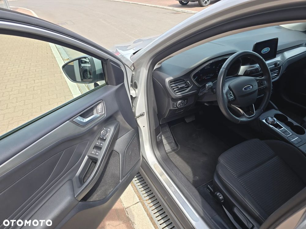 Ford Focus 1.5 EcoBlue Start-Stopp-System TITANIUM - 17