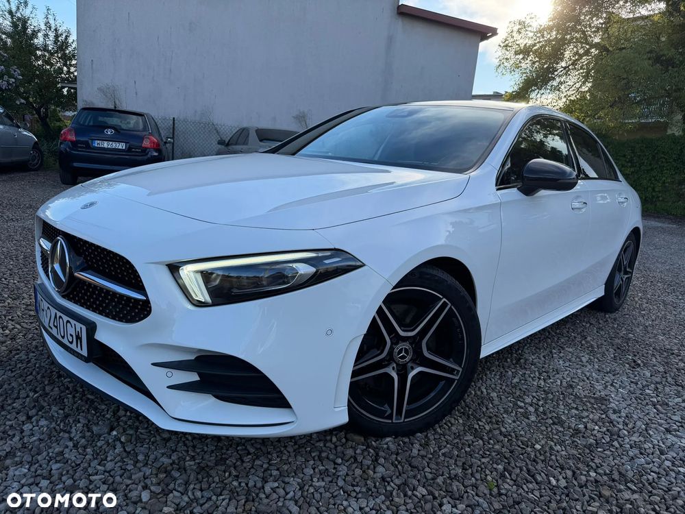 Mercedes-Benz Klasa A 220 4-Matic AMG Line 7G-DCT - 26