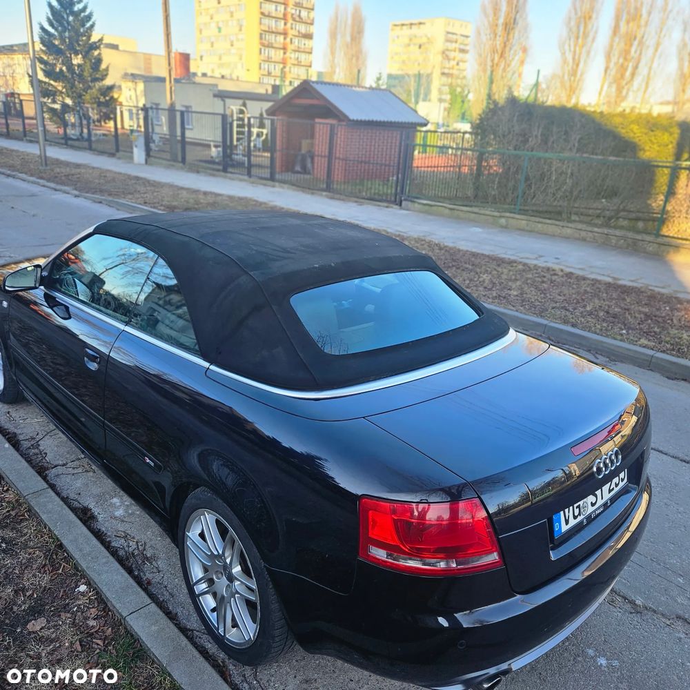 Audi A4 Cabrio - 9