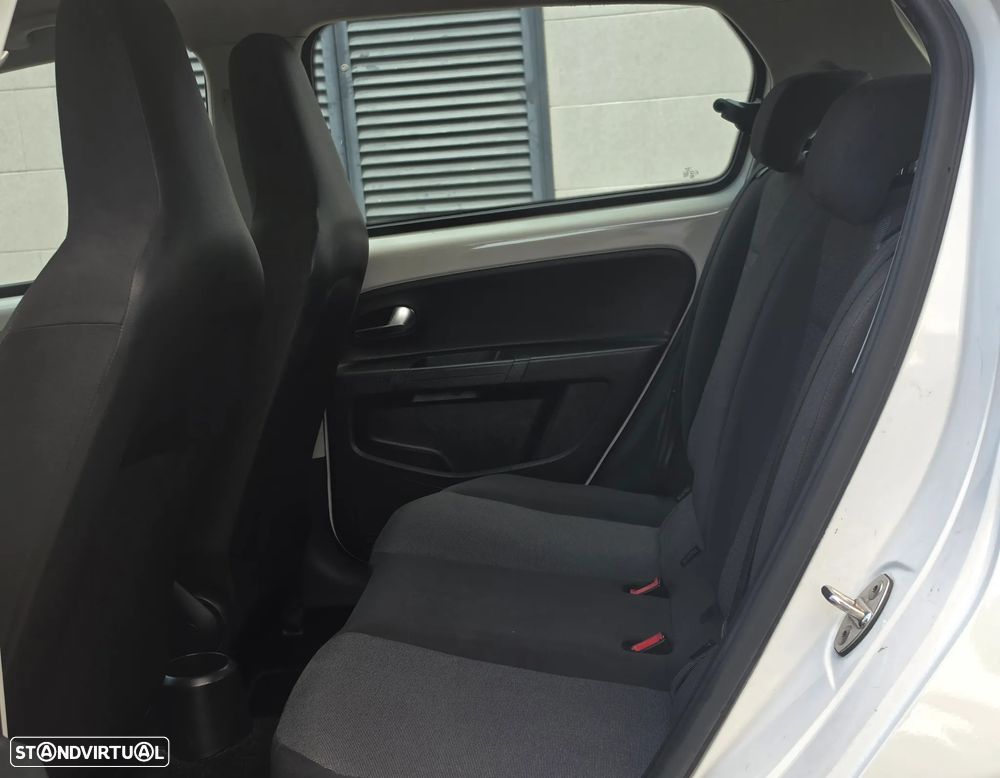 VW Up! 1.0 BlueMotion Move - 11