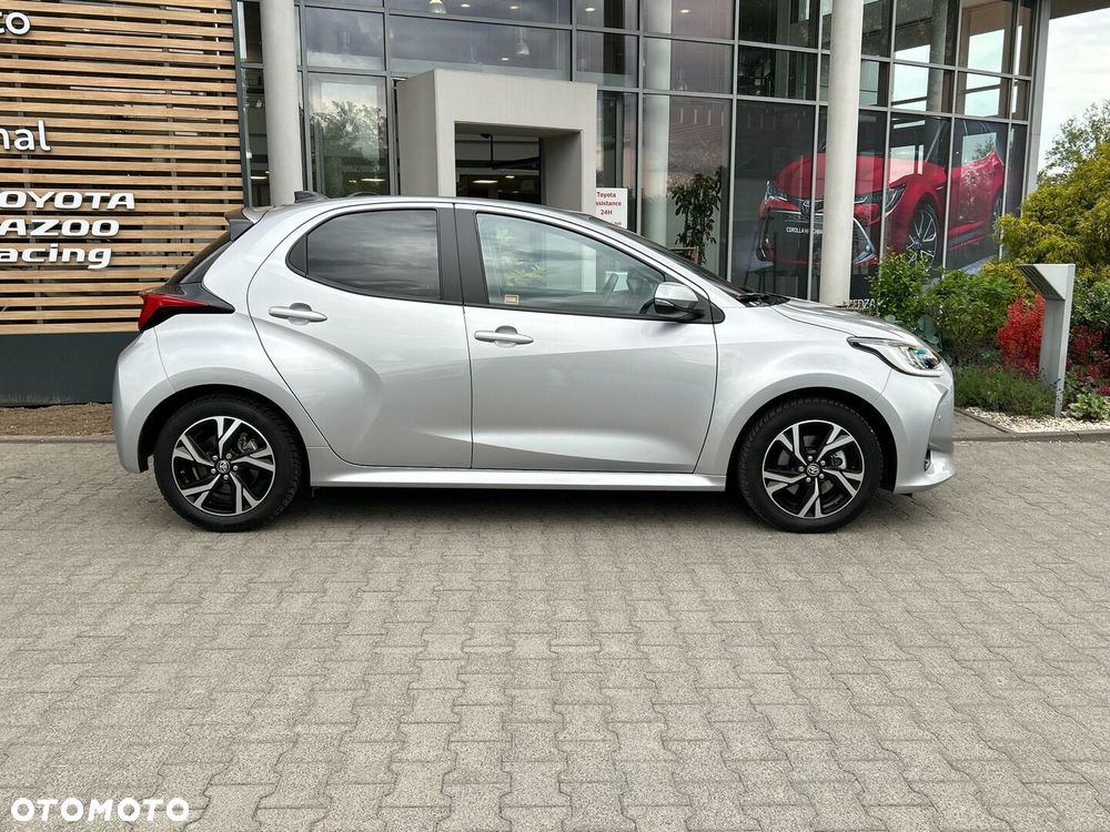 Toyota Yaris Hybrid 1.5 Style - 6