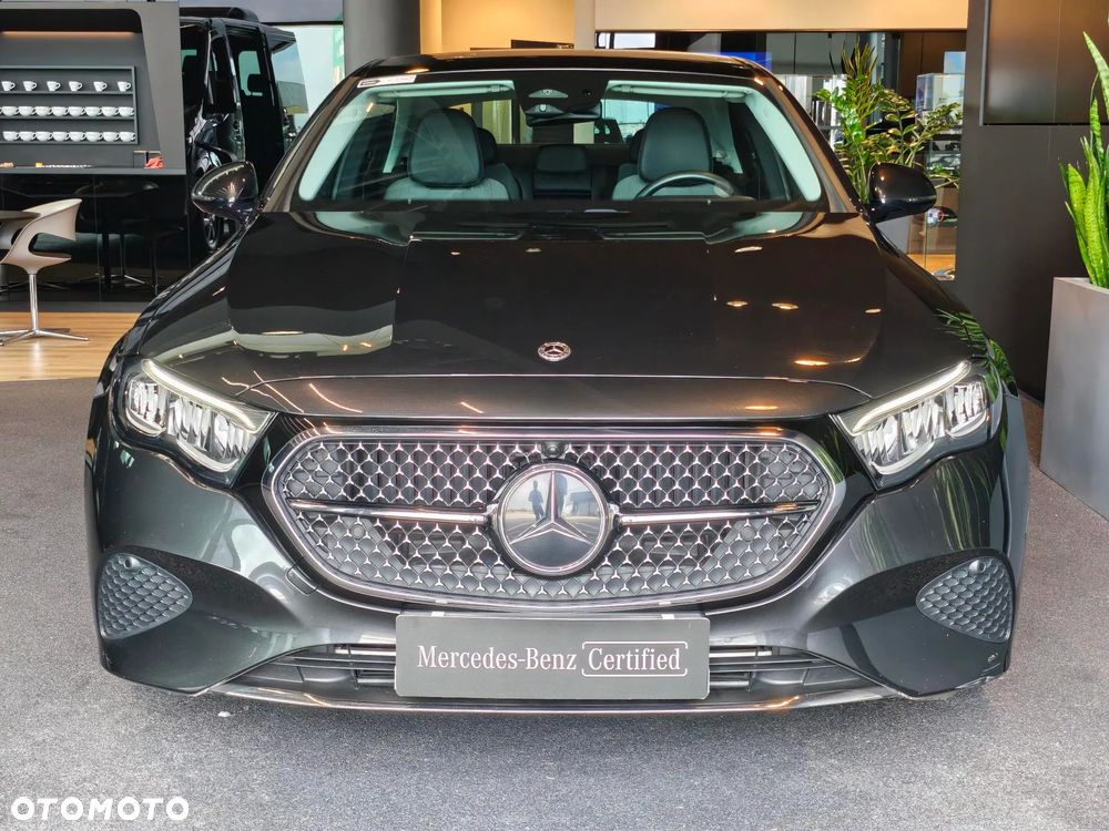 Mercedes-Benz Klasa E 220 d mHEV Avantgarde 9G-Tronic - 3