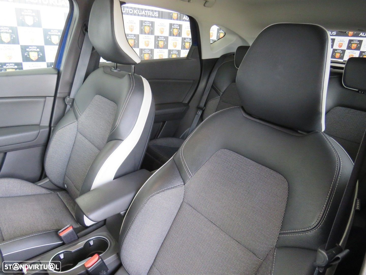 Renault Captur 1.5 dCi Exclusive - 18