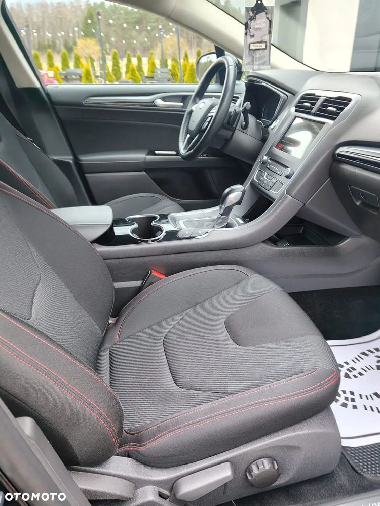 Ford Mondeo 2.0 EcoBoost ST-Line - 14