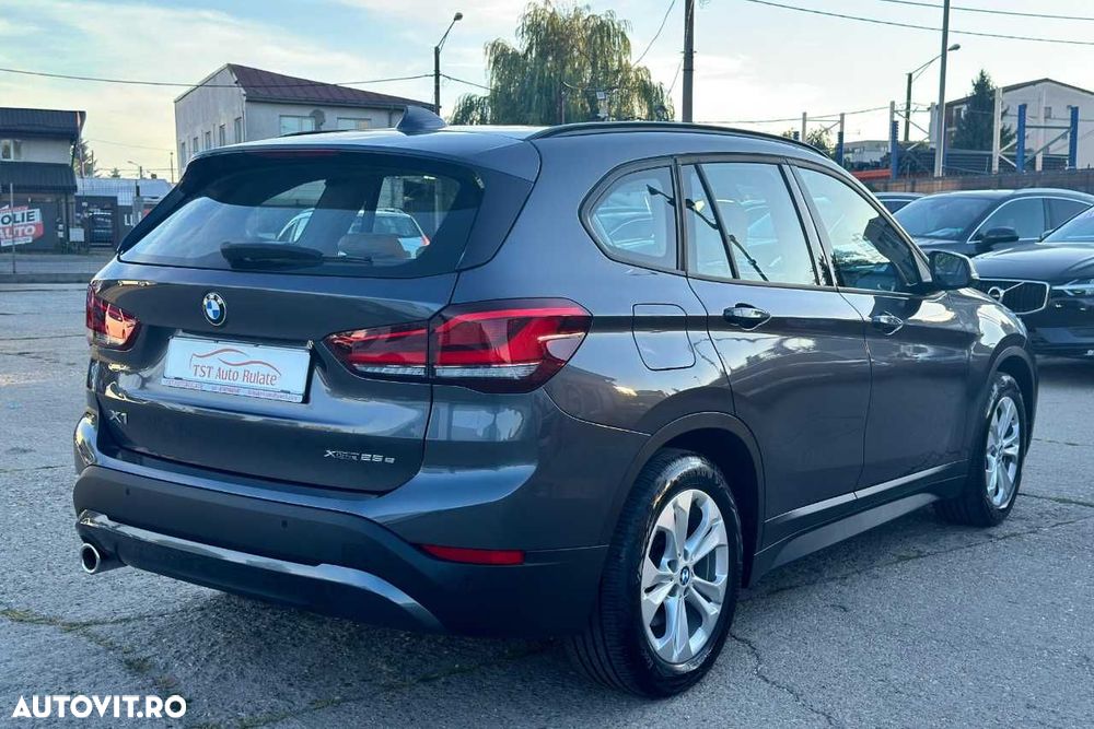 BMW X1 xDrive25e AT PHEV - 8