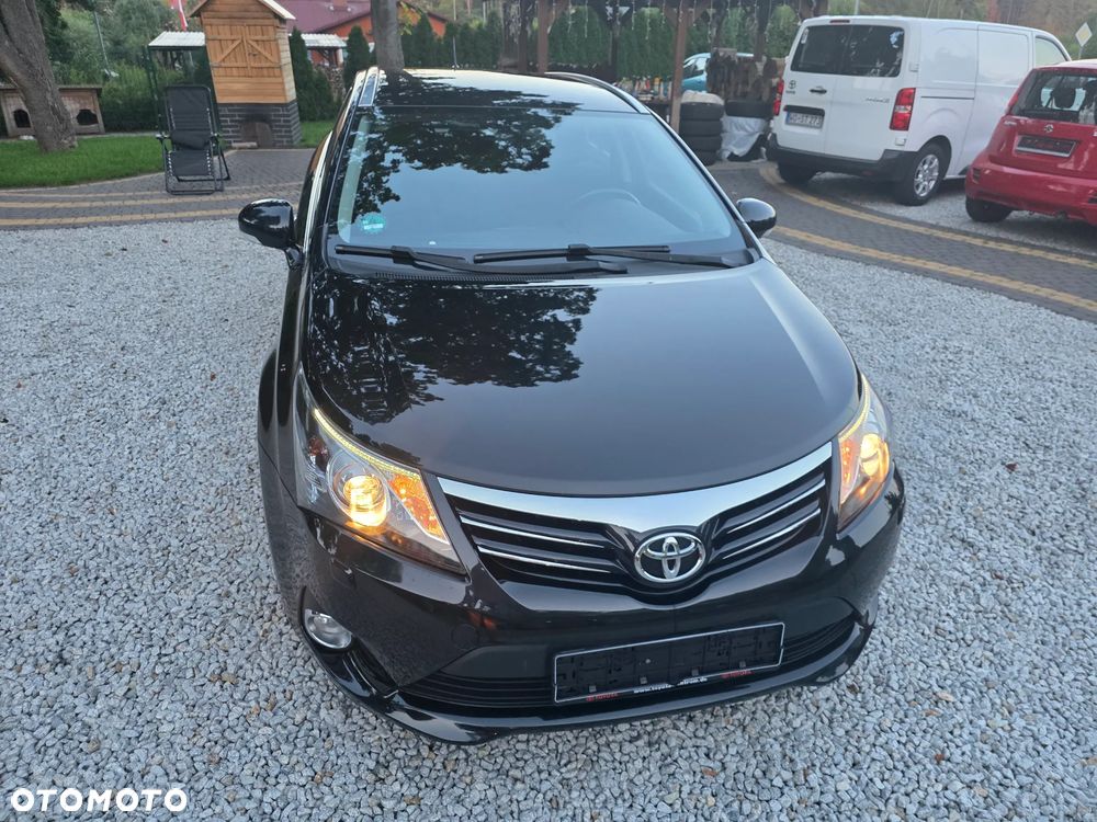 Toyota Avensis 2.0 D-4D Edition - 11