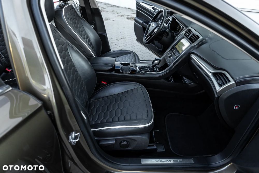 Ford Mondeo Vignale 2.0 TDCi PowerShift - 29