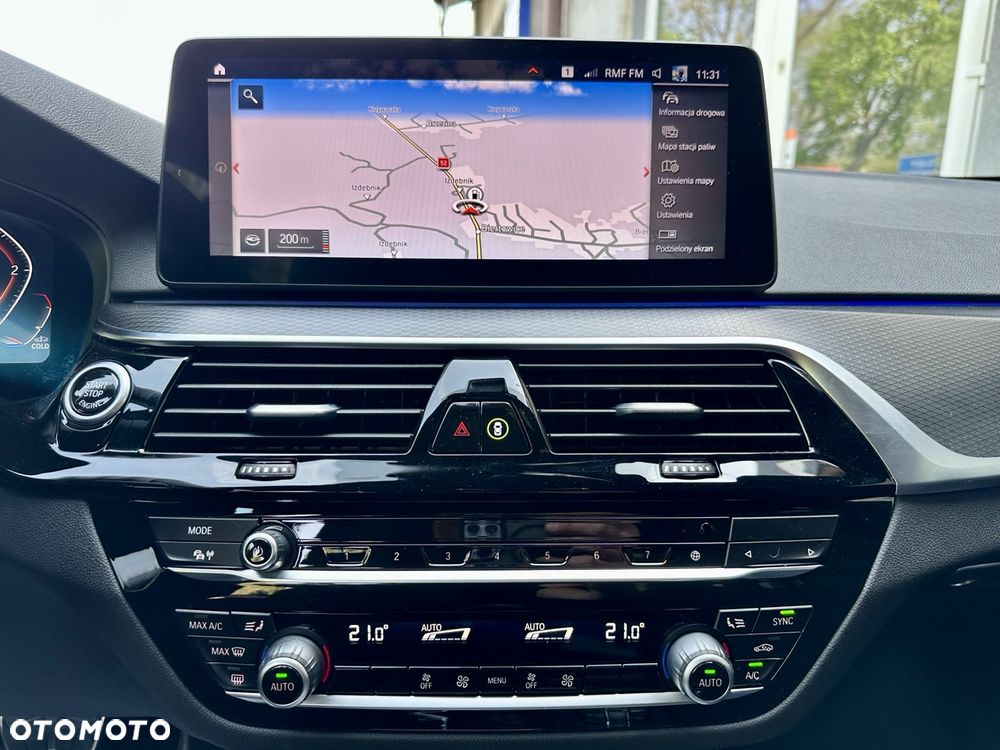 BMW Seria 5 520d xDrive M Sport Edition - 17