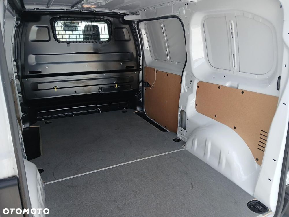 Toyota PROACE - 16