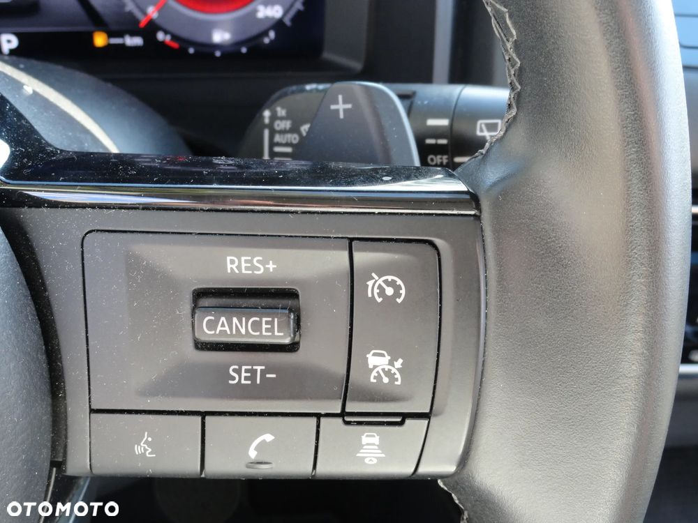 Nissan Qashqai 1.3 DIG-T MHEV Xtronic N-Connecta - 24
