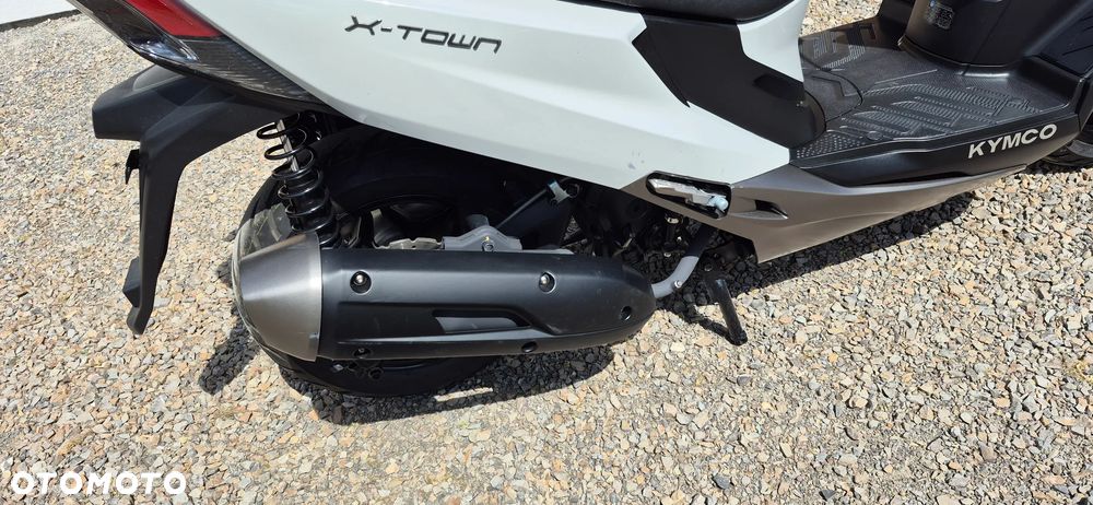 Kymco X-Town - 8