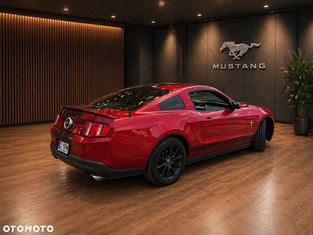 Ford Mustang 3.7 V6 Premium - 2