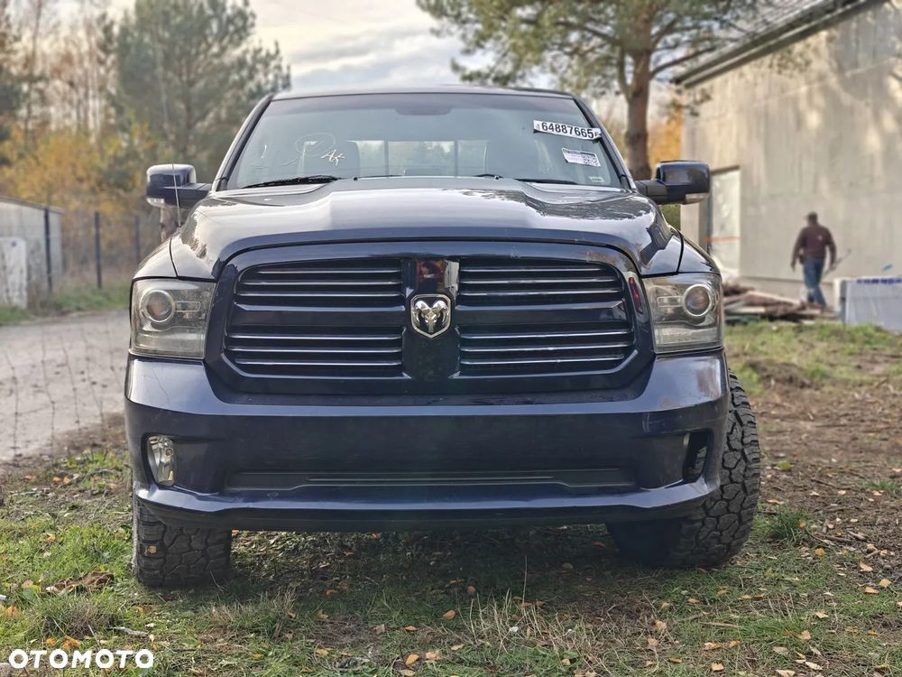 Dodge RAM 1500 5.7 4x4 - 8