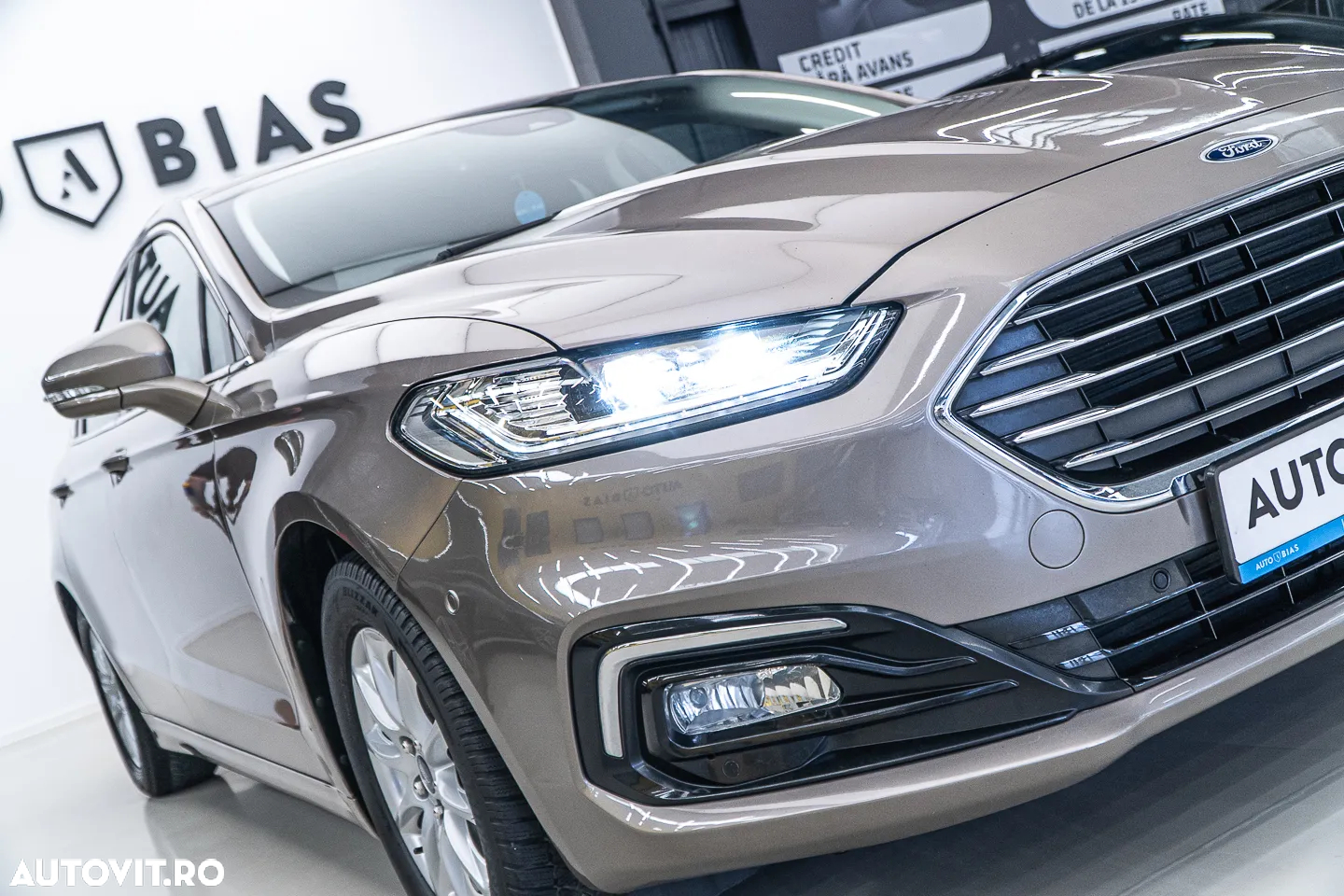 Ford Mondeo 2.0 Ti-VCT Hybrid Titanium - 28
