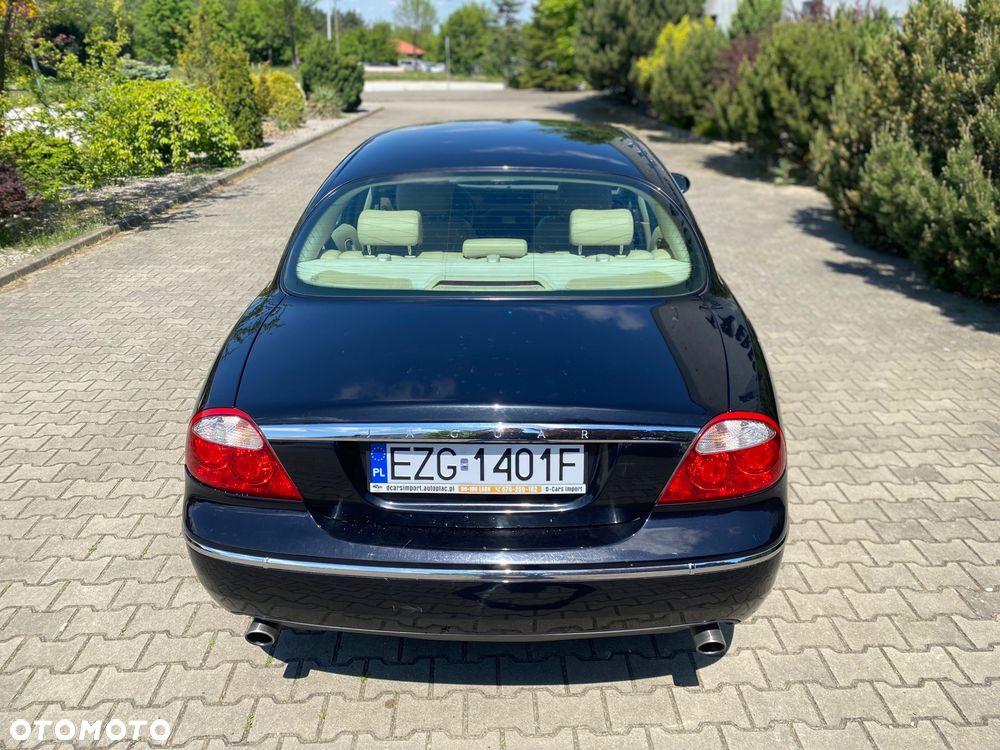 Jaguar S-Type 3.0 V6 Executive - 17