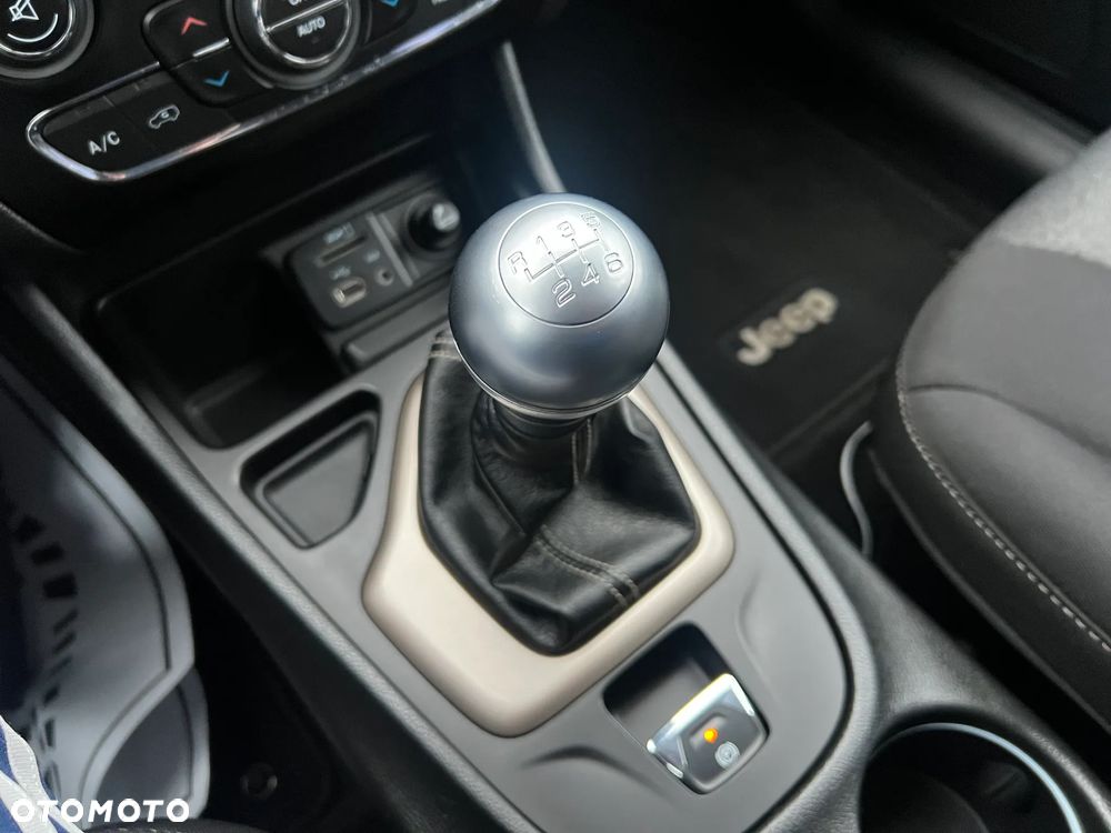 Jeep Cherokee 2.0 Multijet Longitude - 26