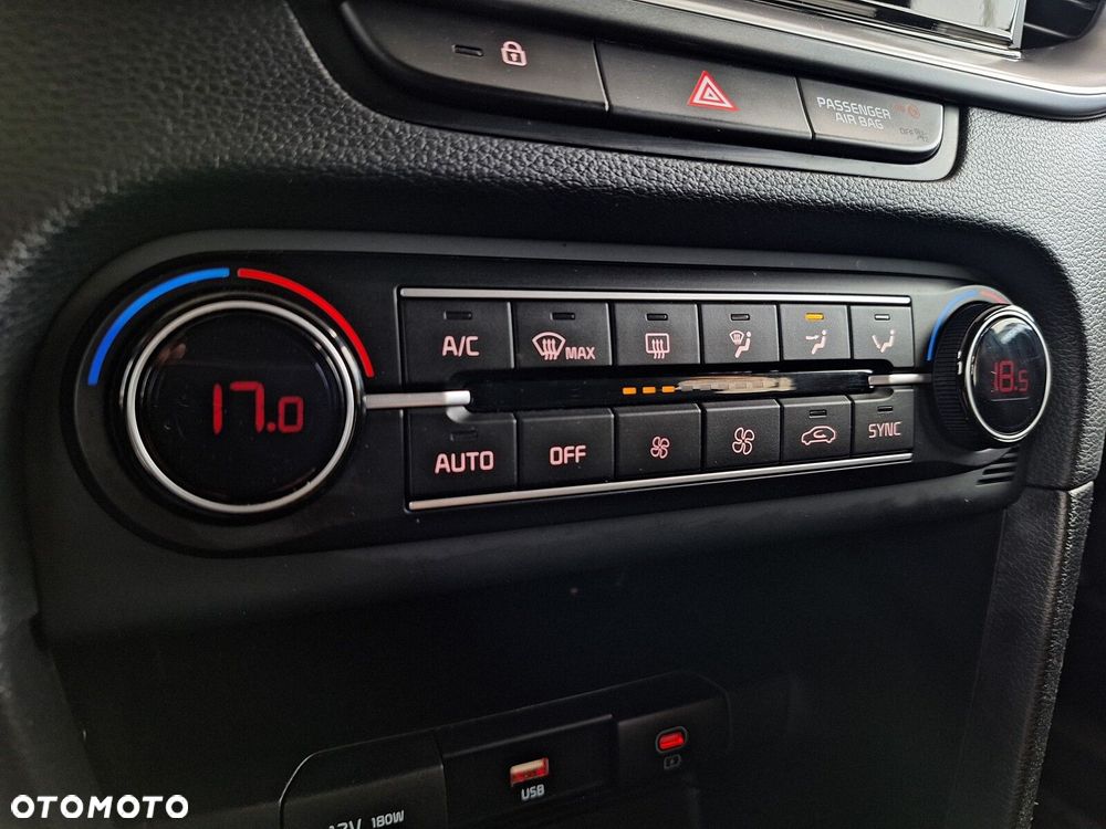 Kia Ceed 1.5 T-GDI M DCT - 28