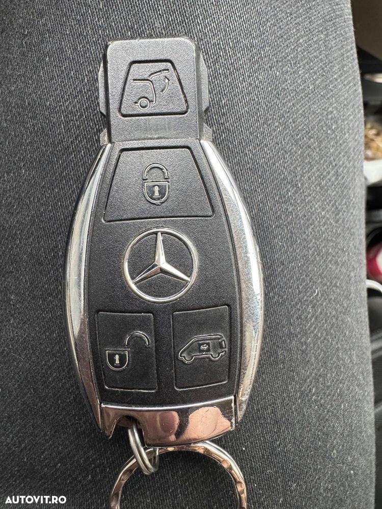 Mercedes-Benz V 250 (BlueTEC) d lang 7G-TRONIC - 11