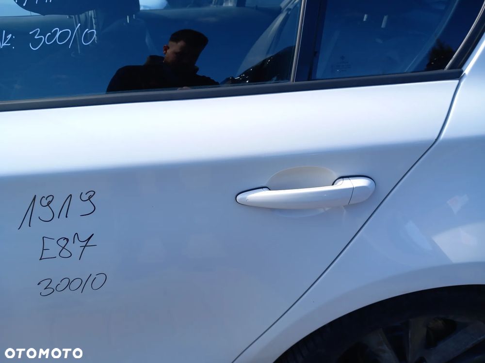 BMW E87 DRZWI LEWE TYLNE LEWY TYŁ KOLOR: 300 - 3