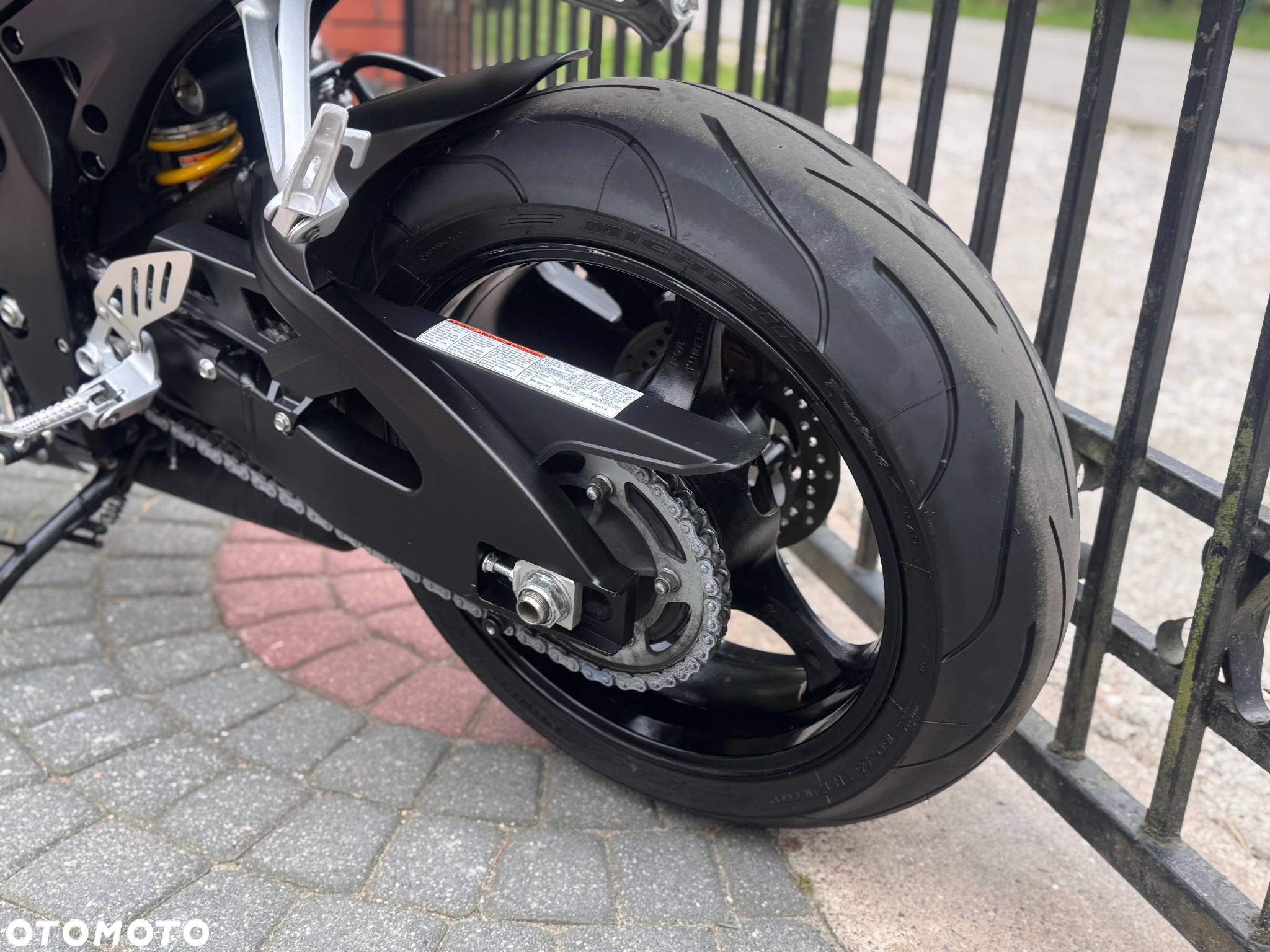 Suzuki GSX-R - 21