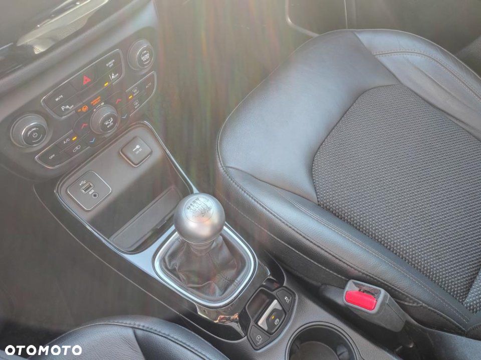 Jeep Compass - 16