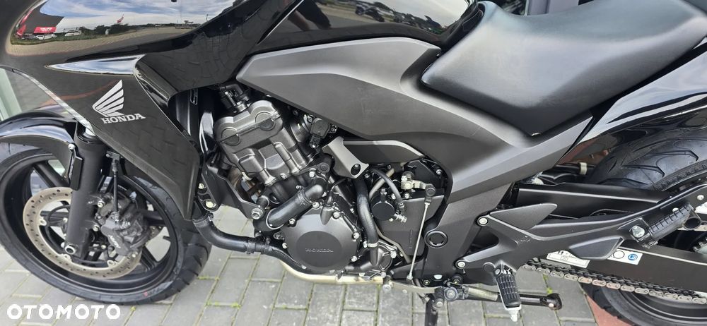 Honda CBF - 32