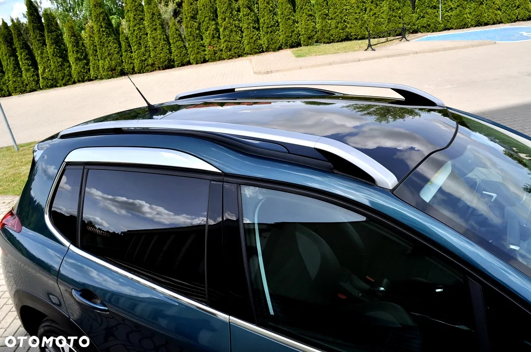 Peugeot 2008 1.2 Pure Tech GPF Allure S&S - 12