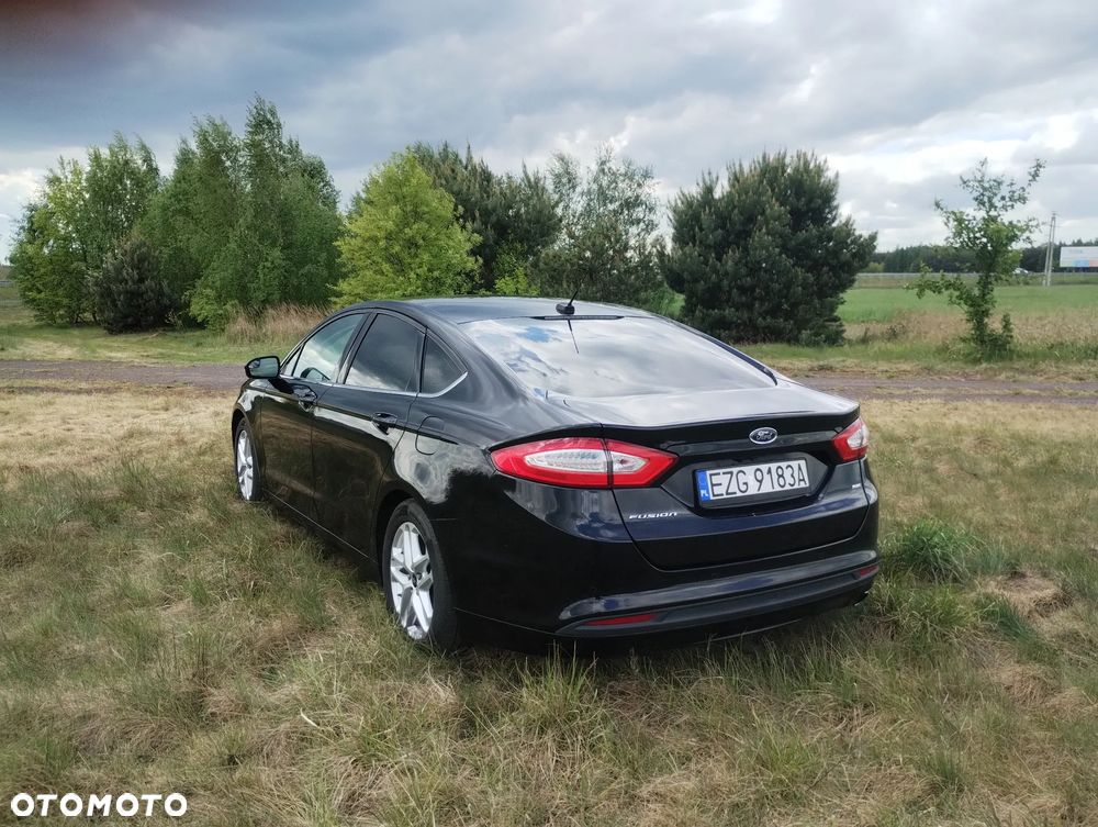 Ford Fusion - 7