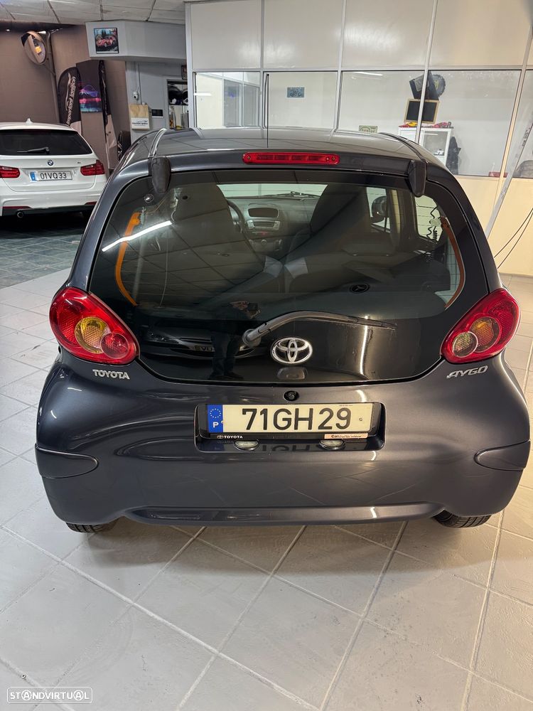 Toyota Aygo 1.0 + AC+VSC - 10