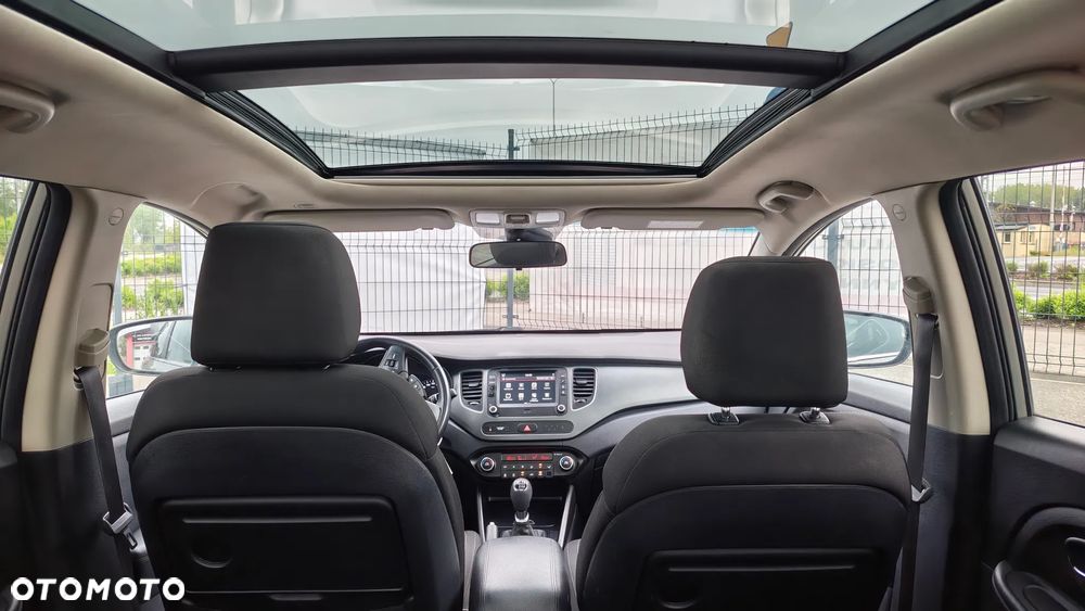 Kia Carens 1.6 GDI ISG Vision - 27