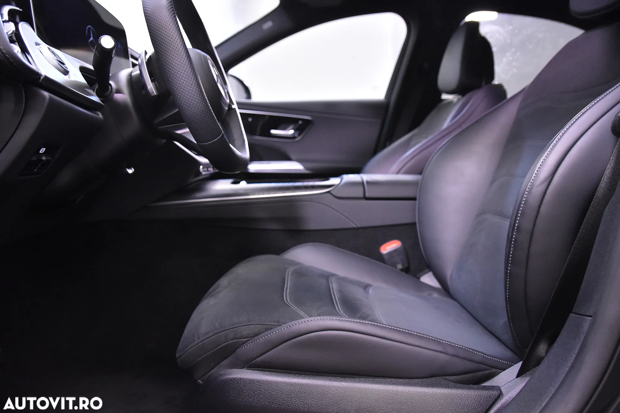 Mercedes-Benz E 200 MHEV Aut. - 24