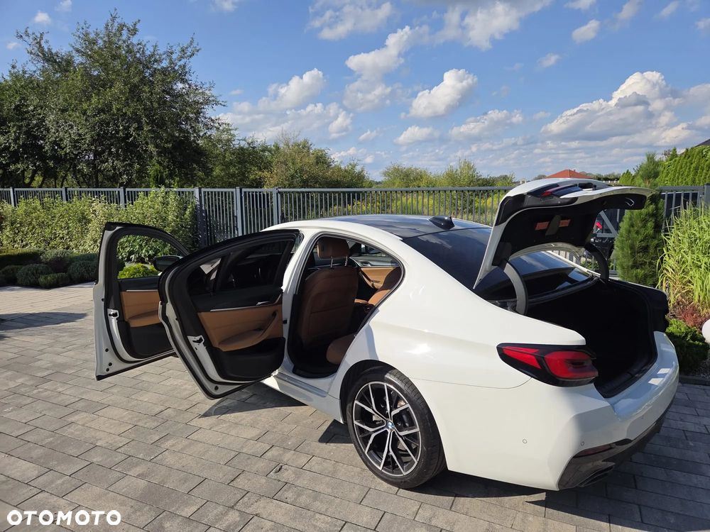 BMW Seria 5 520d xDrive - 5