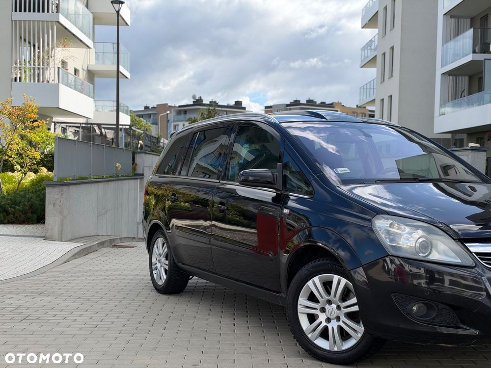 Opel Zafira 1.9 CDTI Cosmo - 10