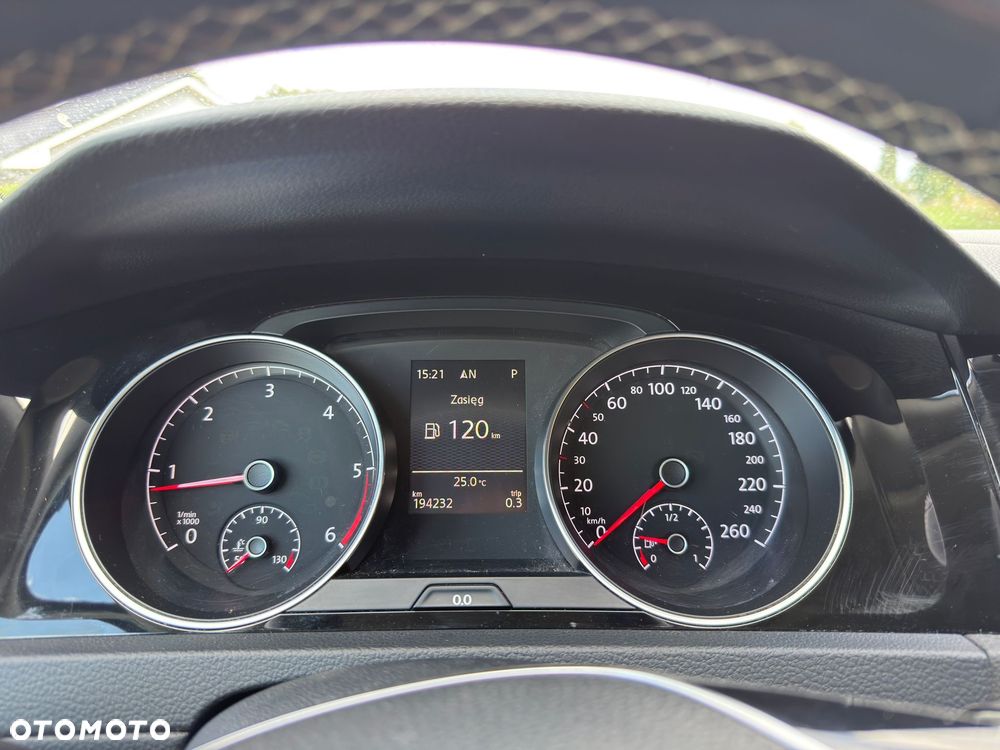 Volkswagen Golf 1.6 BlueTDI DSG Cup - 18