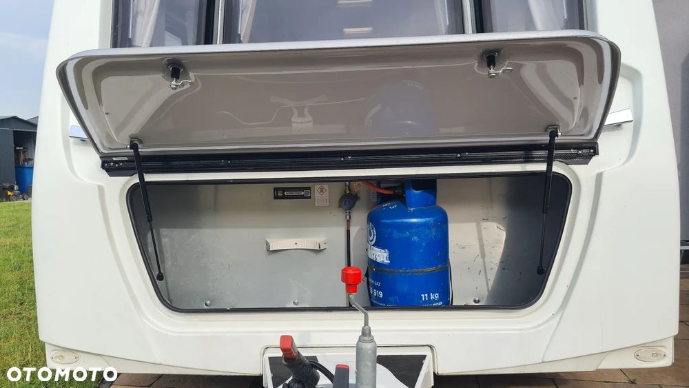 Elddis Avante - 9