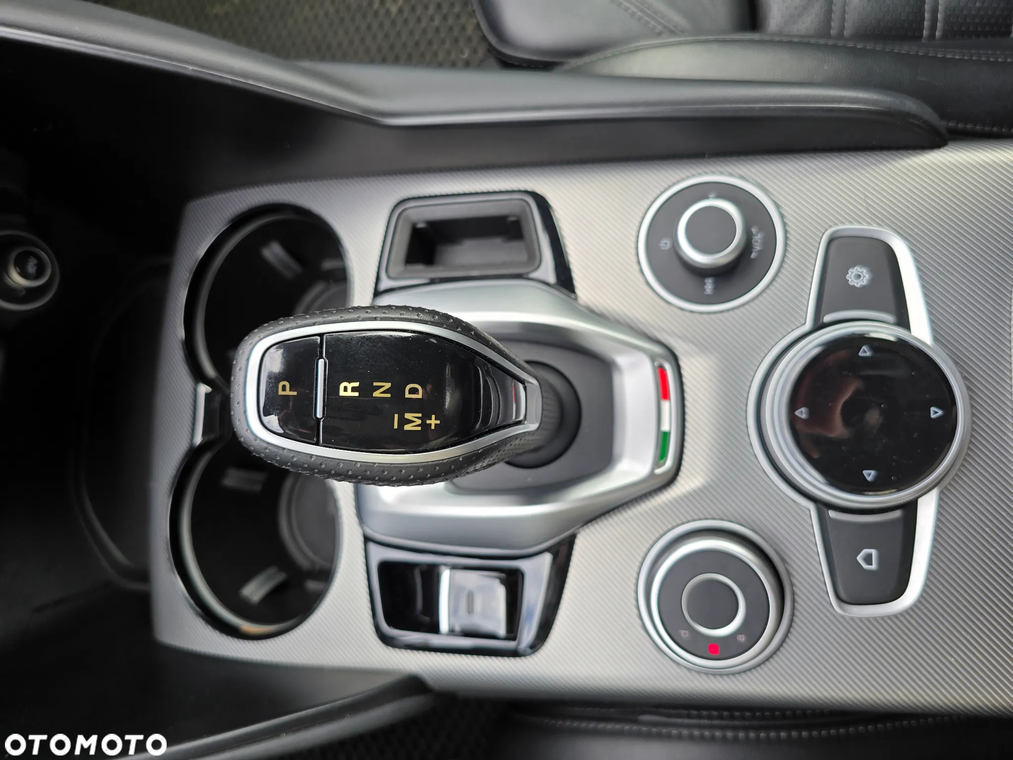 Alfa Romeo Giulia 2.0 Turbo Veloce Q4 - 26