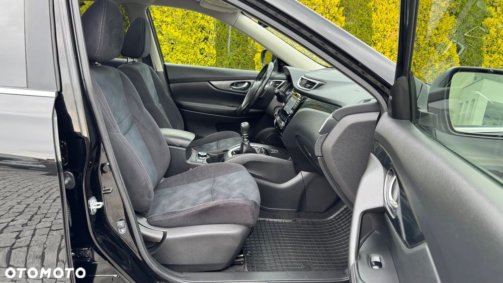 Nissan X-Trail 1.6 DCi Tekna 4WD - 25