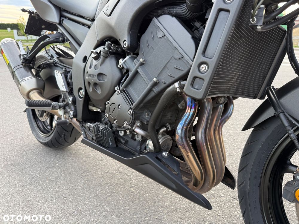 Yamaha FZ8 - 14