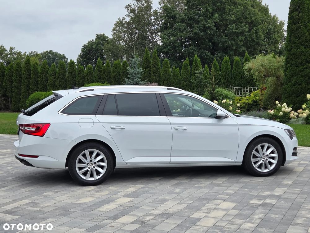 Skoda Superb 2.0 TDI SCR Style DSG - 14
