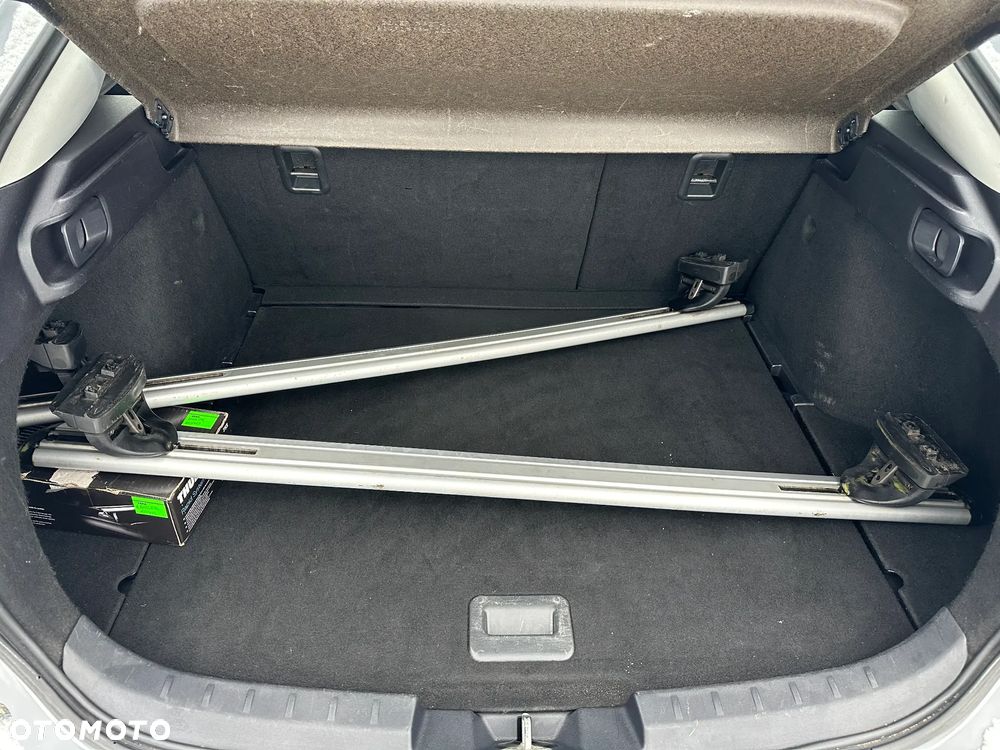 Mitsubishi Lancer 1.5 Inform - 7