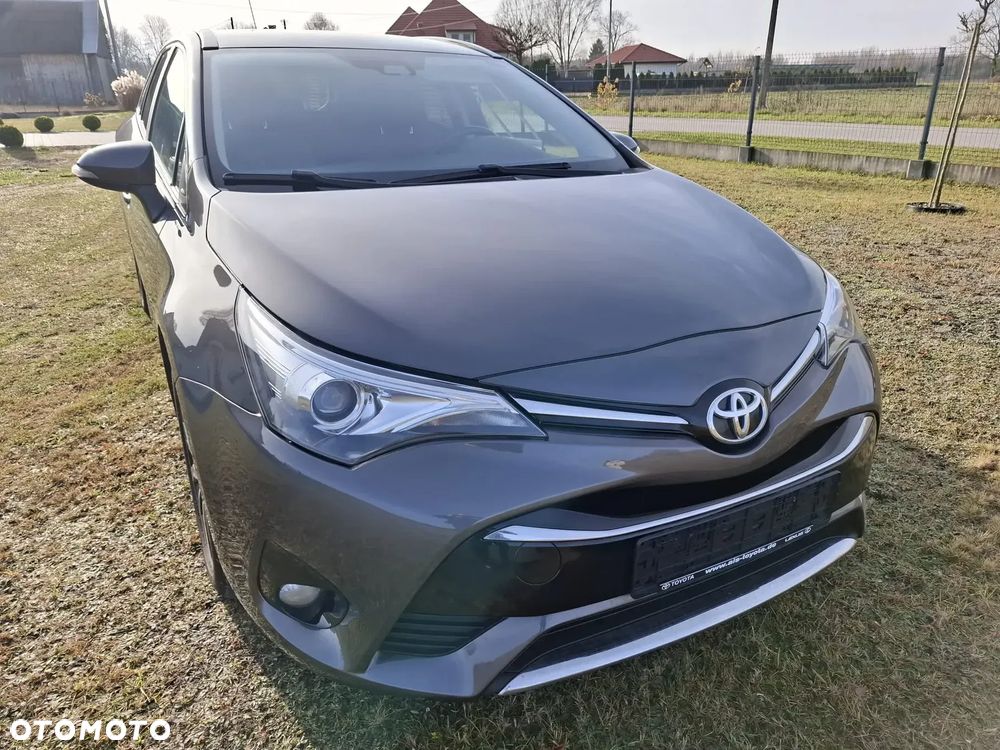 Toyota Avensis 2.0 D-4D Prestige - 7