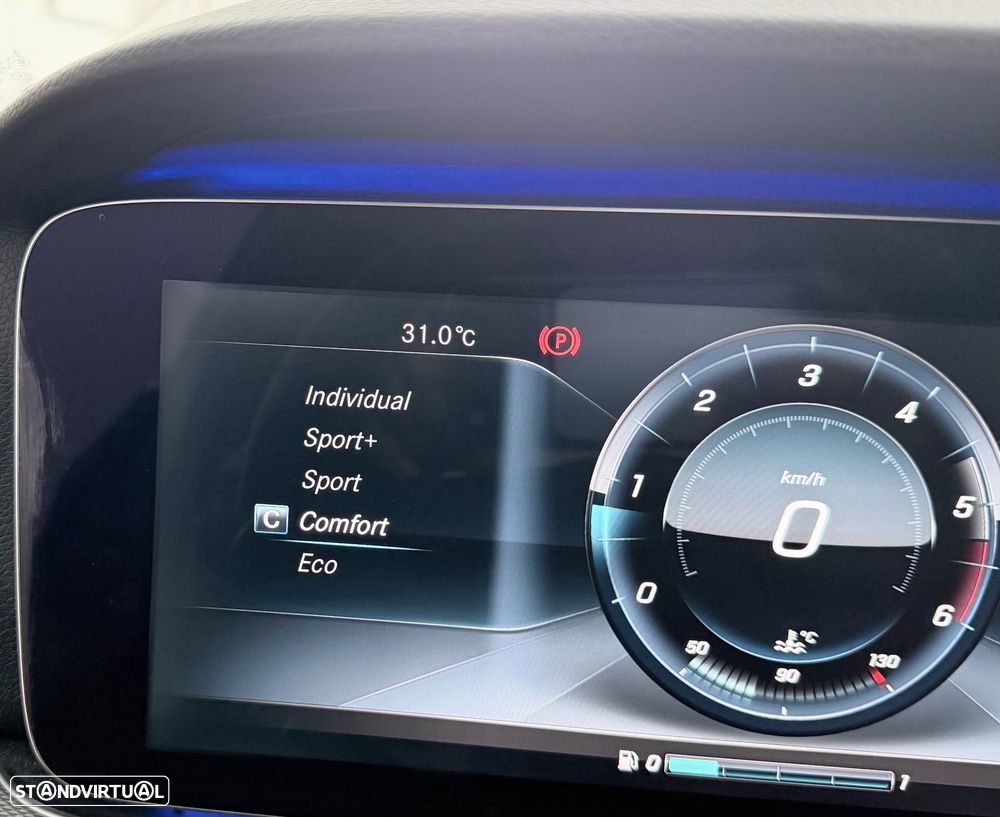 Mercedes-Benz E 220 d 9G-TRONIC Avantgarde - 32
