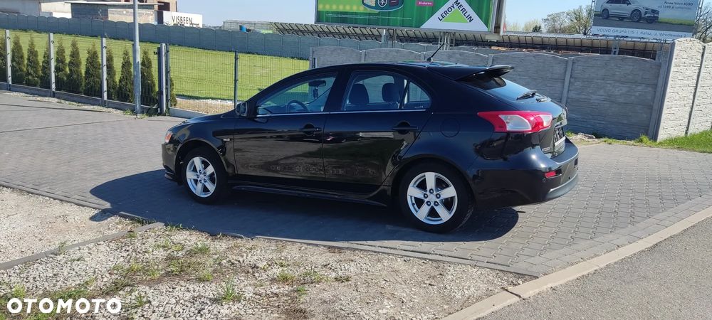 Mitsubishi Lancer 1.8 Intense - 3