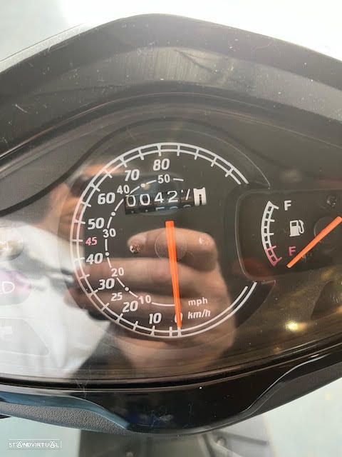 Keeway Hurricane scooter - 4