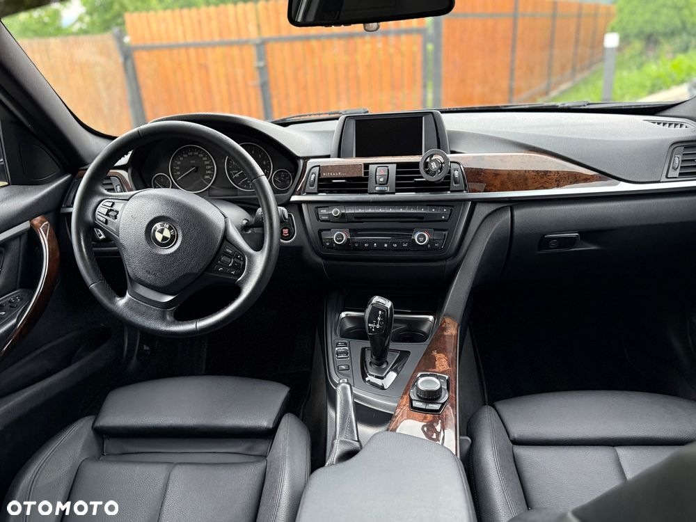 BMW Seria 3 - 10