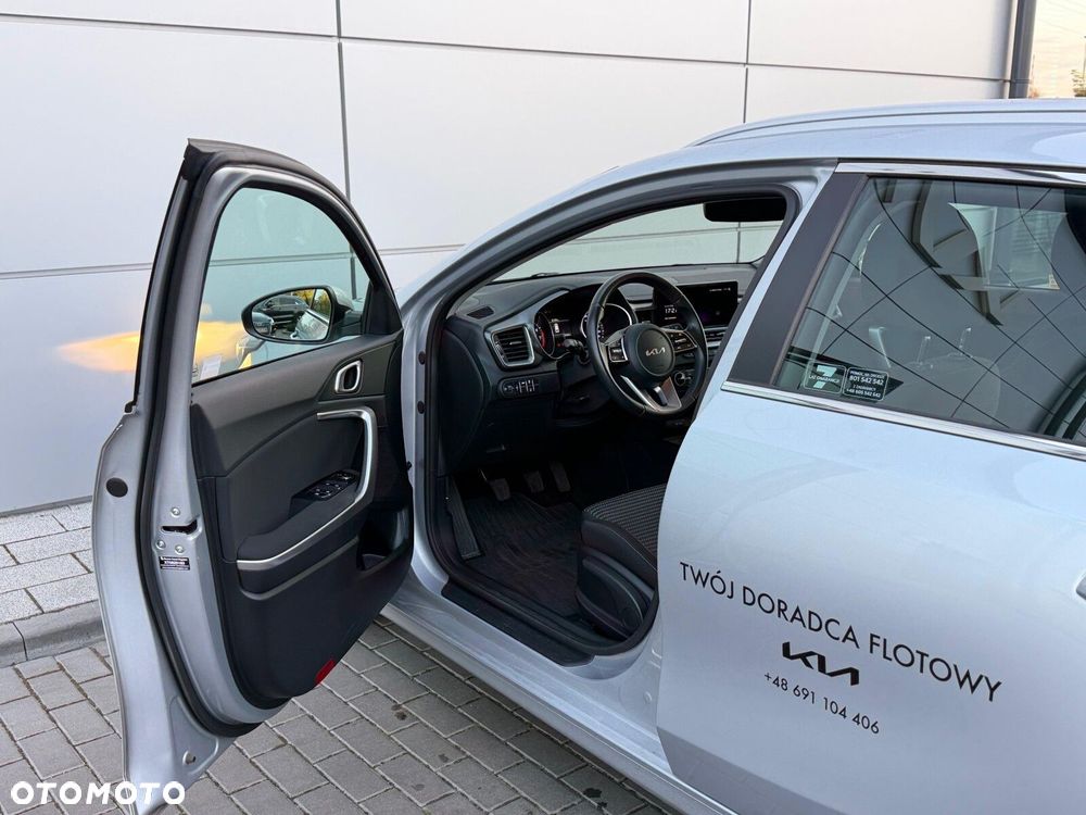 Kia Ceed - 9